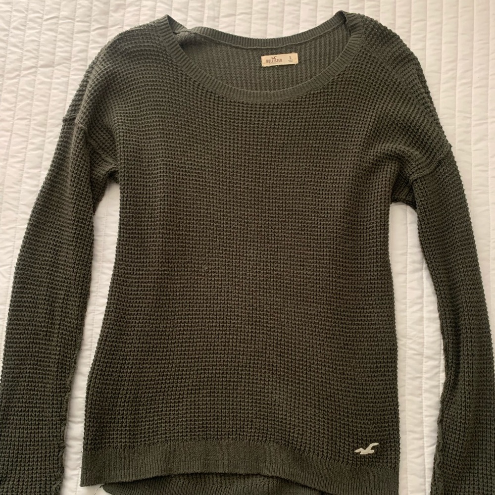 Hollister olive green knit sweater